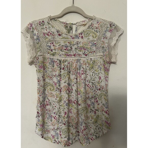 Meadow Rue Tops - anthropologie Meadow Rue Floral Print With Lace SS Top Womens XS